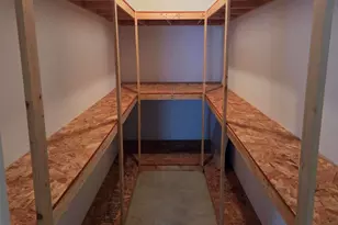 1709 Hampstead Dr, Muskegon, MI 49445 - Photo 10