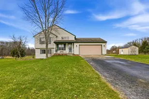 2171 Avalon View Dr, Cedar Springs, MI 49319 - Photo 2