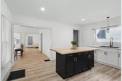 239 E Isabella Avenue, Muskegon, MI 49442 - Photo 14