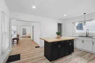 239 E Isabella Ave, Muskegon, MI 49442 - Photo 14