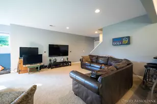 461 Island View Dr, Holland, MI 49424 - Photo 46