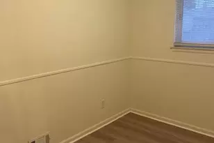 8254 Milburn St, Westland, MI 48185 - Photo 6