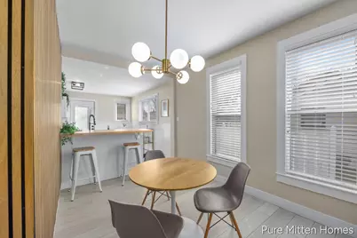 912 Arianna Street NW, Grand Rapids, MI 49504 - Photo 8