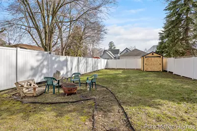 912 Arianna Street NW, Grand Rapids, MI 49504 - Photo 22