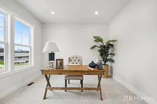 5952 Valley Point Dr SE, Caledonia, MI 49316 - Photo 14