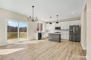 5952 Valley Point Dr SE, Caledonia, MI 49316 - Photo 6