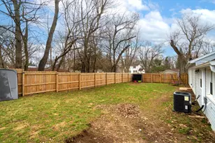 2428 Edgewood Dr, Kalamazoo, MI 49008 - Photo 22