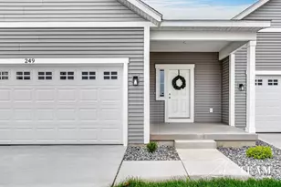 251 Hazelnut Dr, Coopersville, MI 49404 - Photo 2