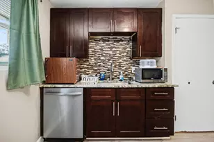 16610 Greenlawn St, Detroit, MI 48221 - Photo 14