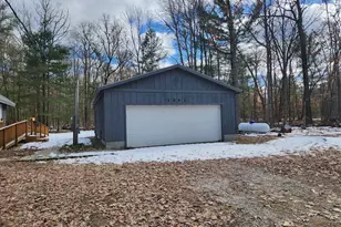 1041 Wolf Lake Dr, Baldwin, MI 49304 - Photo 2