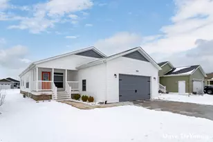 5212 E Scenic Turn Ln, Holland, MI 49423 - Photo 1