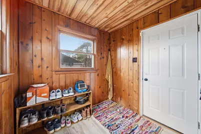 414 N Pleasant Street, Jackson, MI 49202 - Photo 28