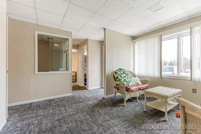 4260 Plainfield Avenue NE, Grand Rapids, MI 49525 - Photo 4