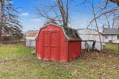 91 N Cedar Avenue, Battle Creek, MI 49037 - Photo 16