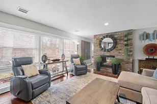 43440 Cottisford St, Northville, MI 48167 - Photo 4