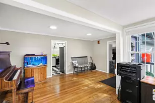 940 Leidich St, Lake Orion, MI 48362 - Photo 6