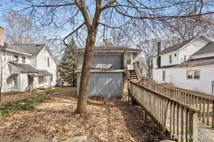 737 Clancy Ave NE, Grand Rapids, MI 49503 - Photo 30