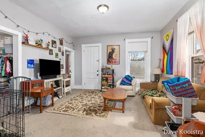 737 Clancy Avenue NE, Grand Rapids, MI 49503 - Photo 18