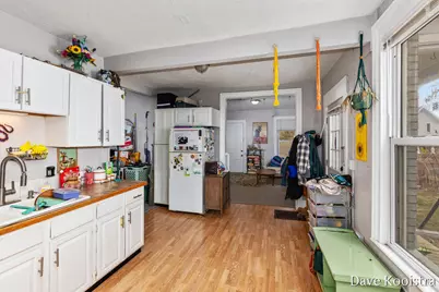 737 Clancy Avenue NE, Grand Rapids, MI 49503 - Photo 24