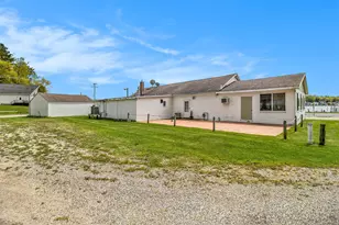 5164 Monroe Rd, Pentwater, MI 49449 - Photo 14