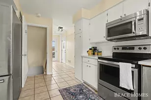 6835 Country View Dr, Kalamazoo, MI 49009 - Photo 10