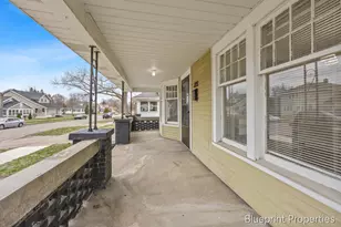 1219 Whiting St SW, Wyoming, MI 49509 - Photo 4