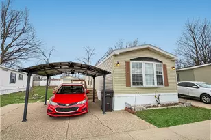 267 Fescue Dr SE, Grand Rapids, MI 49548 - Photo 2