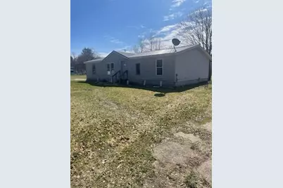 44 E Howard Street, Grand Junction, MI 49056 - Photo 2