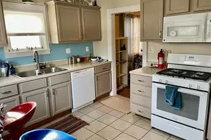 1160 W Laketon Ave, Muskegon, MI 49441 - Photo 2