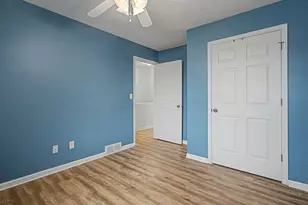 5423 Rivertown Cir SW, Wyoming, MI 49418 - Photo 18