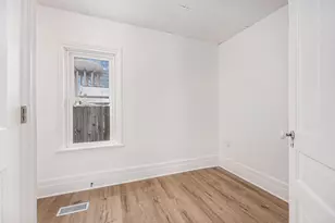 723 Tulip St SW, Grand Rapids, MI 49503 - Photo 8