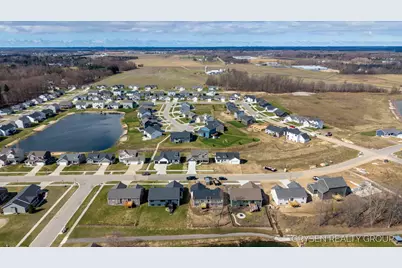 11757 Everett Avenue, Allendale, MI 49401 - Photo 32