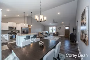 6286 Parker St, Allendale, MI 49401 - Photo 12