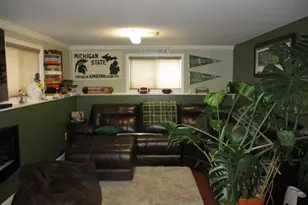 1604 Peggy Pl, Lansing, MI 48910 - Photo 18