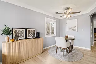 260 Kenyon Dr, Troy, MI 48083 - Photo 8