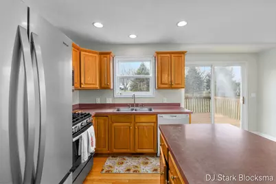 69 Rogue River View Drive NE, Rockford, MI 49341 - Photo 8