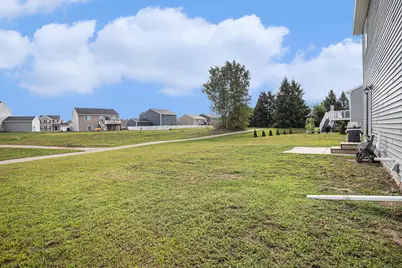 1655 Tea Pond Court, Vicksburg, MI 49097 - Photo 6