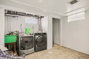 1356 Evanston Ave, Muskegon, MI 49442 - Photo 12