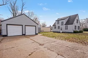 1356 Evanston Ave, Muskegon, MI 49442 - Photo 2
