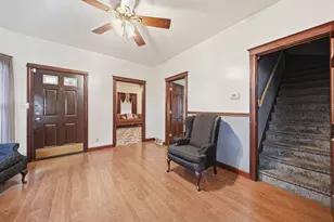 826 Carl Breeding Wy, Jackson, MI 49203 - Photo 8