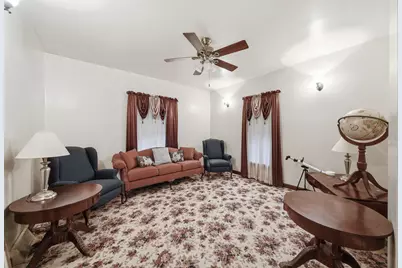 826 Carl Breeding Way, Jackson, MI 49203 - Photo 10