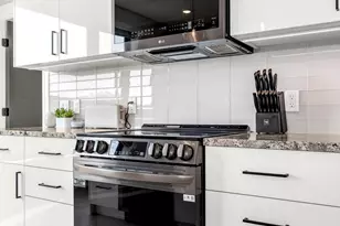 300 Washington Ave, Grand Haven, MI 49417 - Photo 14