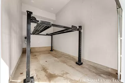 300 Washington Avenue #Unit 16, Grand Haven, MI 49417 - Photo 38