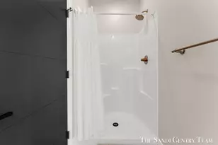 300 Washington Ave, Grand Haven, MI 49417 - Photo 32