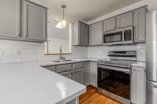 1511 Lenox Rd SE, Grand Rapids, MI 49506 - Photo 2