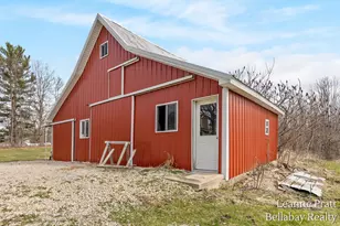 603 S State St, Nashville, MI 49073 - Photo 6