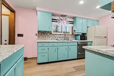 29025 King Road, Romulus, MI 48174 - Photo 6