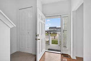 820 Tanglewood Dr, Jackson, MI 49203 - Photo 4