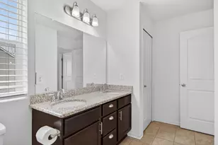 820 Tanglewood Dr, Jackson, MI 49203 - Photo 32