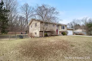 6506 Burger Dr SE, Grand Rapids, MI 49546 - Photo 2